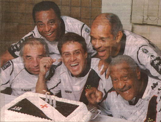 Cinco ídolos vascaínos comemoram o centenário