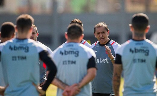 53043677783_025212a85a_h-aspect-ratio-512-320