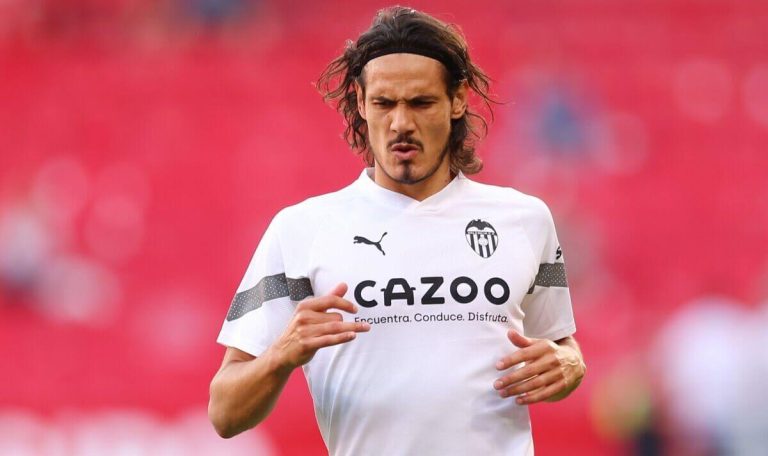 Cavani treinando pelo Valencia-ESP