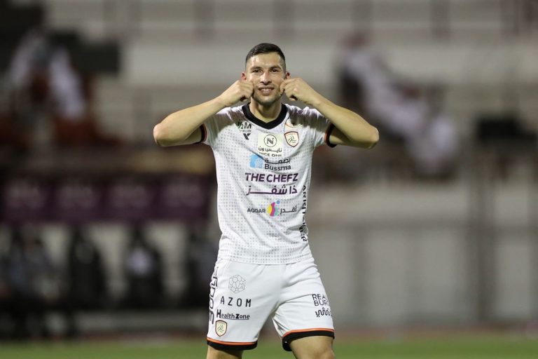 Cristian Guanca em ação pelo Al-Shabab