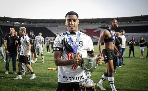 juan-bezerra-aspect-ratio-512-320