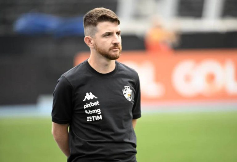 William Batista em jogo contra o Botafogo