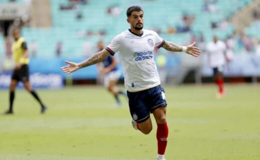 Cauly em campo pelo Bahia