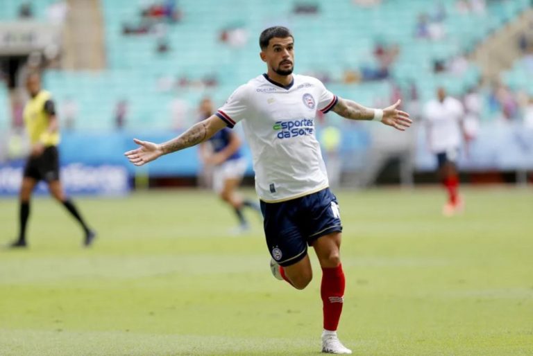 Cauly em campo pelo Bahia