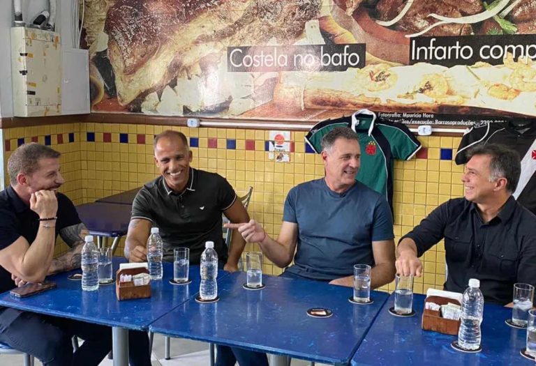 Ídolos do Vasco se reencontram nos 25 anos da Libertadores