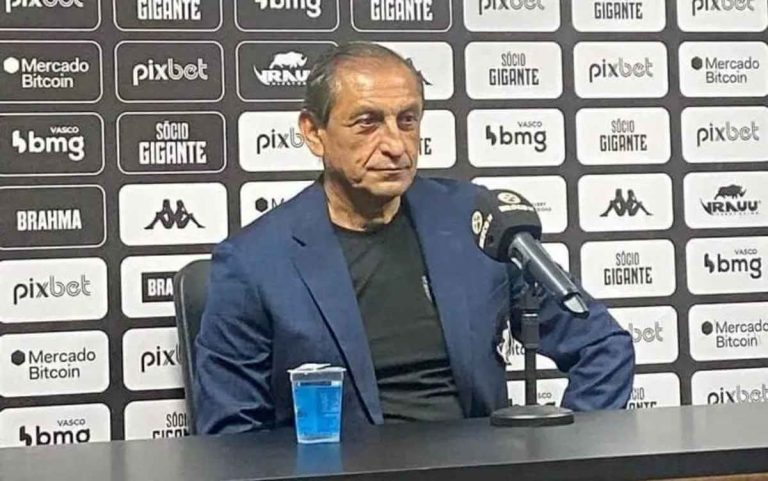 Ramón Díaz em entrevista após jogo contra o Bragantino