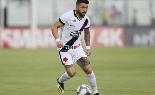 Rossi em ação pelo Vasco no Campeonato Carioca 2019
