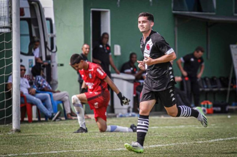 Vasco x Resende pelo Carioca Sub-17