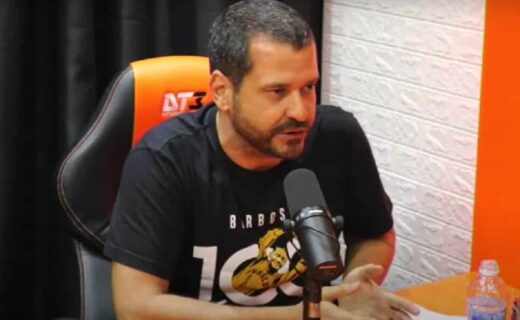 Vitor Roma em entrevista ao canal Fanático Vascaíno