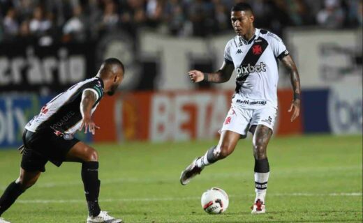 Zé Gabriel durante o jogo contra o Operário-PR