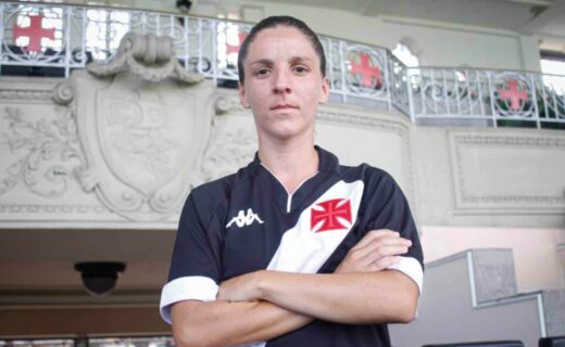 Andressa Cunha é o novo reforço do feminino do Vasco