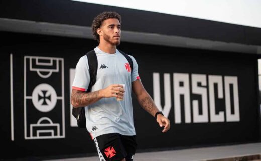 Figueiredo no CT Moacyr Barbosa