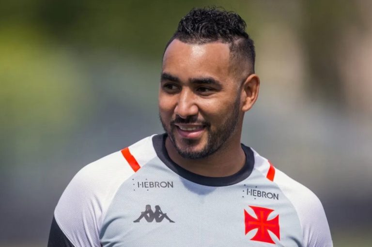 Dimitri Payet em treino do Vasco no CT Moacyr Barbosa