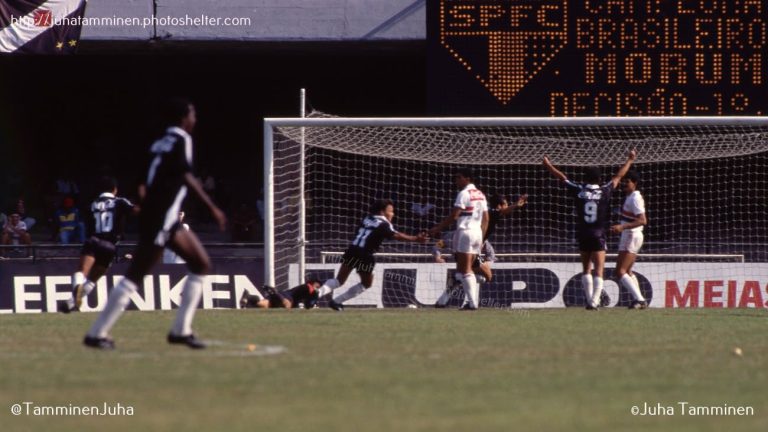 Gol de Sorato contra o São Paulo em 89