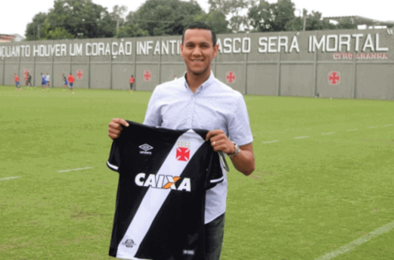 Souza durante visita ao Vasco em 2017
