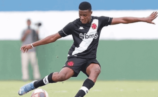 Lucas Eduardo em ação pelo Vasco