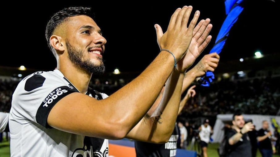 Reprodução/Instagram Zé Vitor está de saída do Vasco