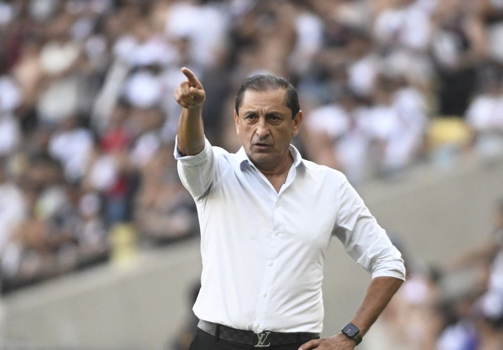 Ramón Díaz, Nova Iguaçu x Vasco — Foto: André Durão