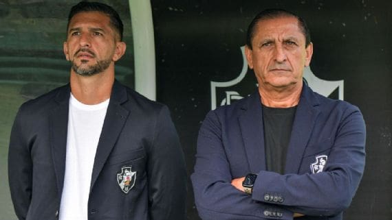 Ramón Díaz (dir) e Emiliano Díaz durante jogo entre Vasco e Grêmio - Foto: Thiago Ribeiro/Agif/Gazeta Press
