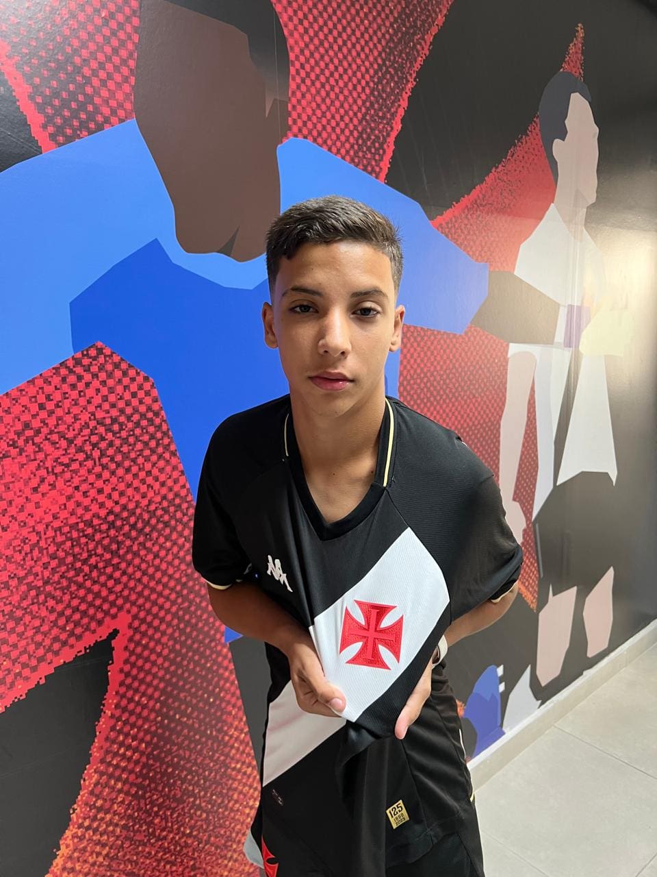 Matheus Vaz, lateral direito do Sub-14