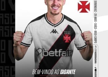 Confira a maneira como o Vasco anunciou a contratação de Maxime Dominguez em suas redes sociais.