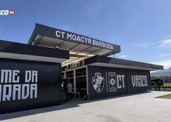 Elenco principal do Vasco retorna nesta segunda-feira com as novas adições de Tchê Tchê, Daniel Fuzato, Lucas Freitas e Lucas Oliveira.