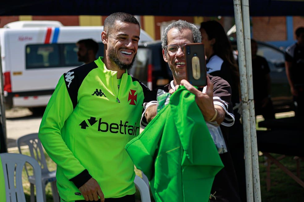 Coutinho em treino do Vasco em Arequipa, no Peru — Foto: Matheus Lima/Vasco