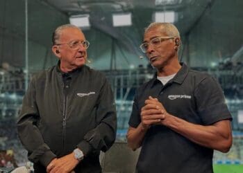 Erros de Galvão Bueno e Romário marcaram a transmissão de Vasco x Flamengo