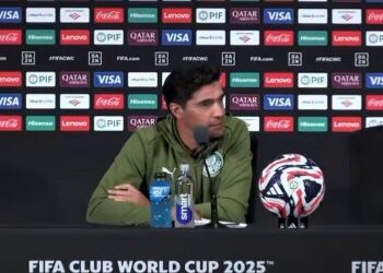 Treinador do Palmeiras, Abel Ferreira evita comentar sobre Admar Lopes, diretor executivo do Vasco.