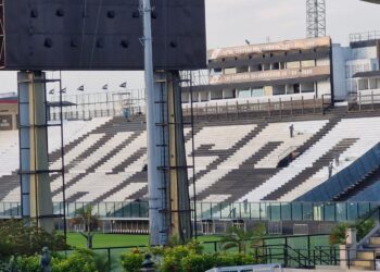 Vasco divulga comunicado sobre o envolvimento das torcidas na preservação de São Januário.