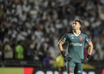 Daniel Fuzato fará sua estreia como titular em uma partida do Brasileiro.