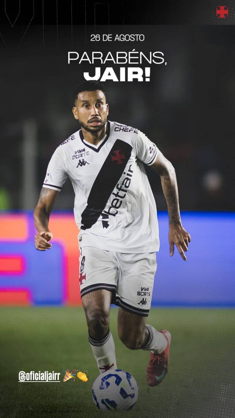Jair em ação durante jogo no estádio do Vasco.