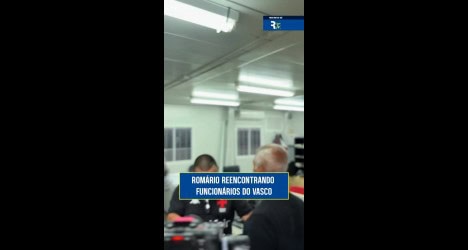 Romário em reunião com funcionários do Vasco.