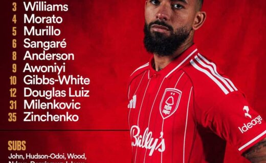 ]+"Jogador do clube de futebol vestido com uniforme vermelho.".