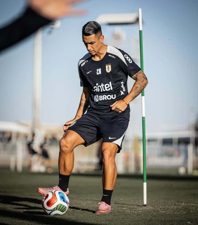 3054f0a1-9e02-49d2-8b0d-8a9dcf0a45e8.jpg.