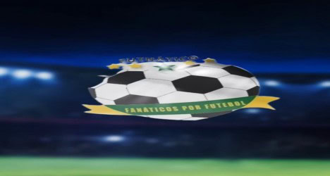 Bola de futebol com escudo do Vasco.