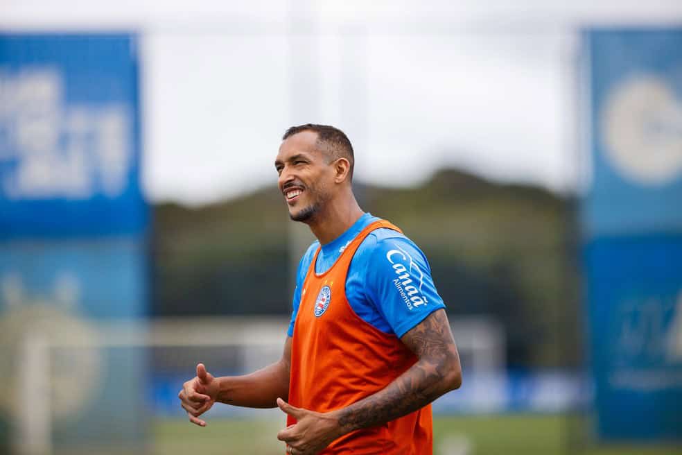 1. Jogador do Vasco em treinamento ao ar livre.