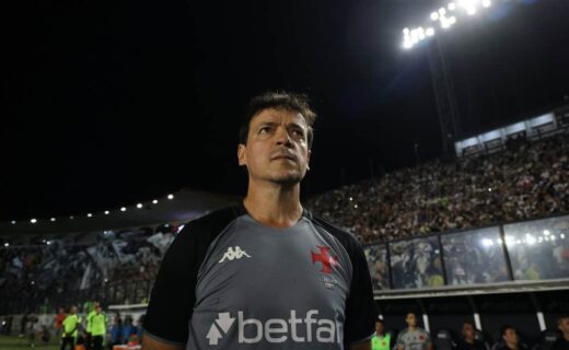 Treinador do Vasco em futebol profissional.