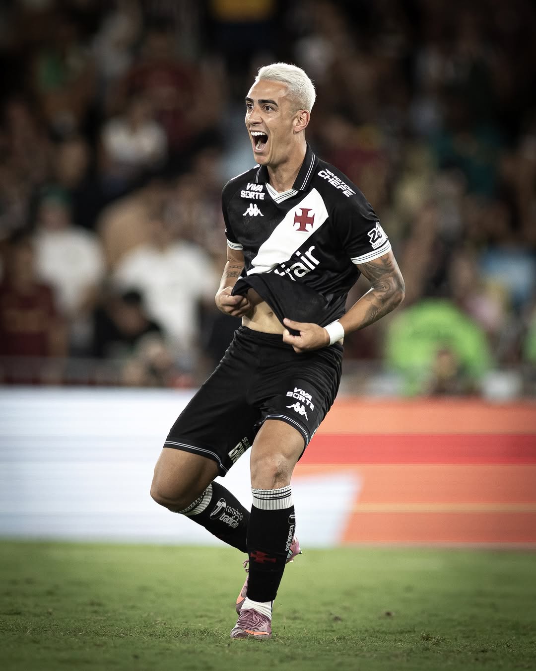 20251215-221713-1-15