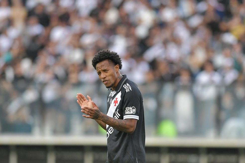 20251219-080331-1-4-tche-tche-vasco-x-atletico-mg-foto-thiago-ribeiroagif-1 Tchê Tchê Vasco x Atlético-MG — Foto: Thiago Ribeiro/AGIF