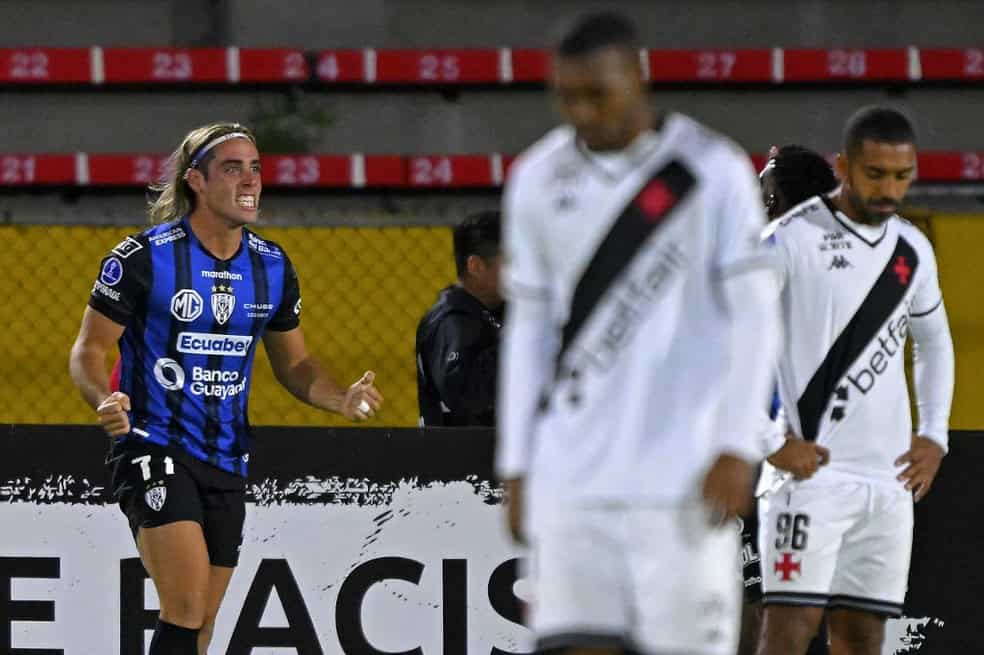 20251230-073503-1-46-independiente-del-valle-x-vasco-gol-spinelli-foto-rodrigo-buendia-afp Independiente Del Valle x Vasco gol Spinelli — Foto: Rodrigo BUENDIA / AFP