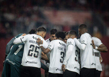 CSA x Vasco: descubra as possíveis formações e onde acompanhar a partida da Copa do Brasil