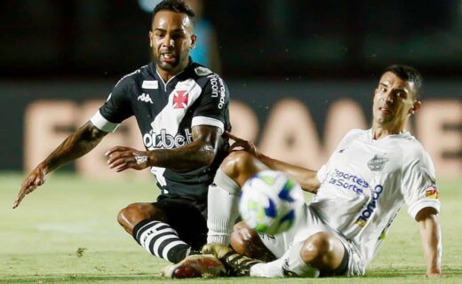 Alex Teixeira durante o jogo contra o ABC
