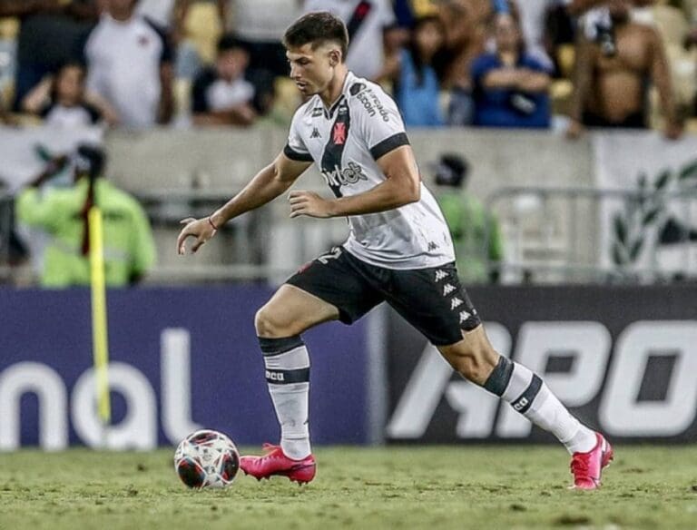 Capasso em estreia pelo Flamengo