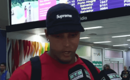 David, novo reforço do Vasco, desembarca no Rio de Janeiro