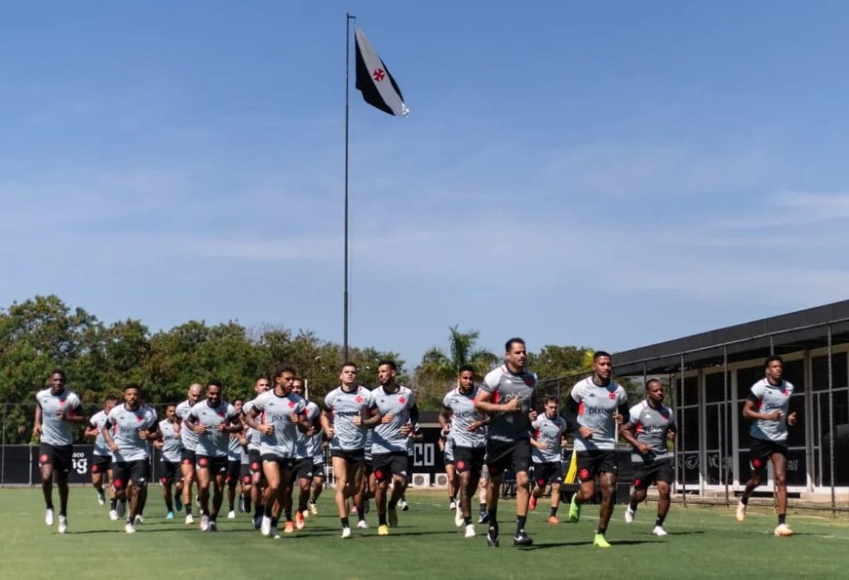 Elenco do Vasco se apresenta em 6 de janeiro; confira os jogadores que