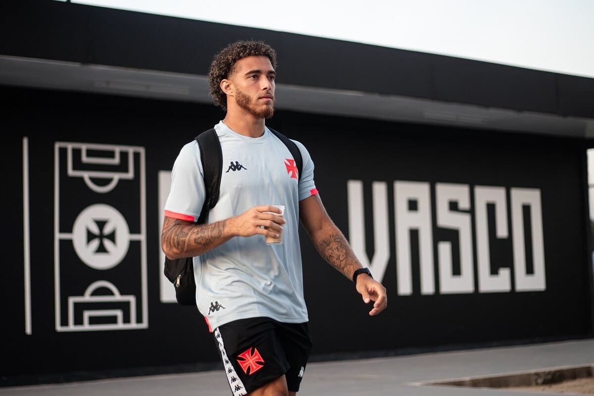 Figueiredo no CT Moacyr Barbosa