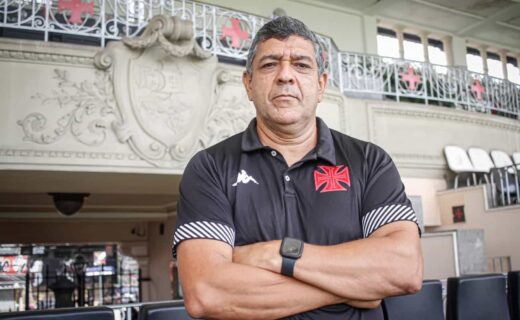 Jorge Barcellos é o novo técnico do feminino do Vasco