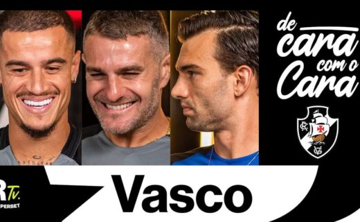 Homem sorridente com cabelo curto e barba bem feita.