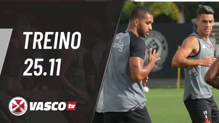 Treinamento do Vasco, jogadores em campo.